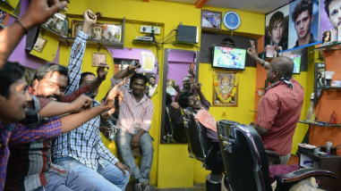 75% Men More Loyal to Barbers Than Partners: Study