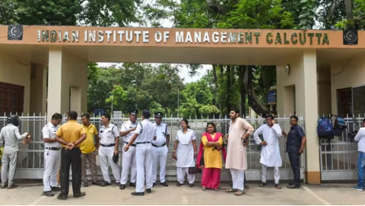 IIM Calcutta Rape Case: Accused Bought Sleeping Pills to Spike Victim's Drinks, Police Reveal