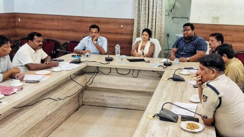 H &UD secy reviews street vendor rehabilitation in Puri