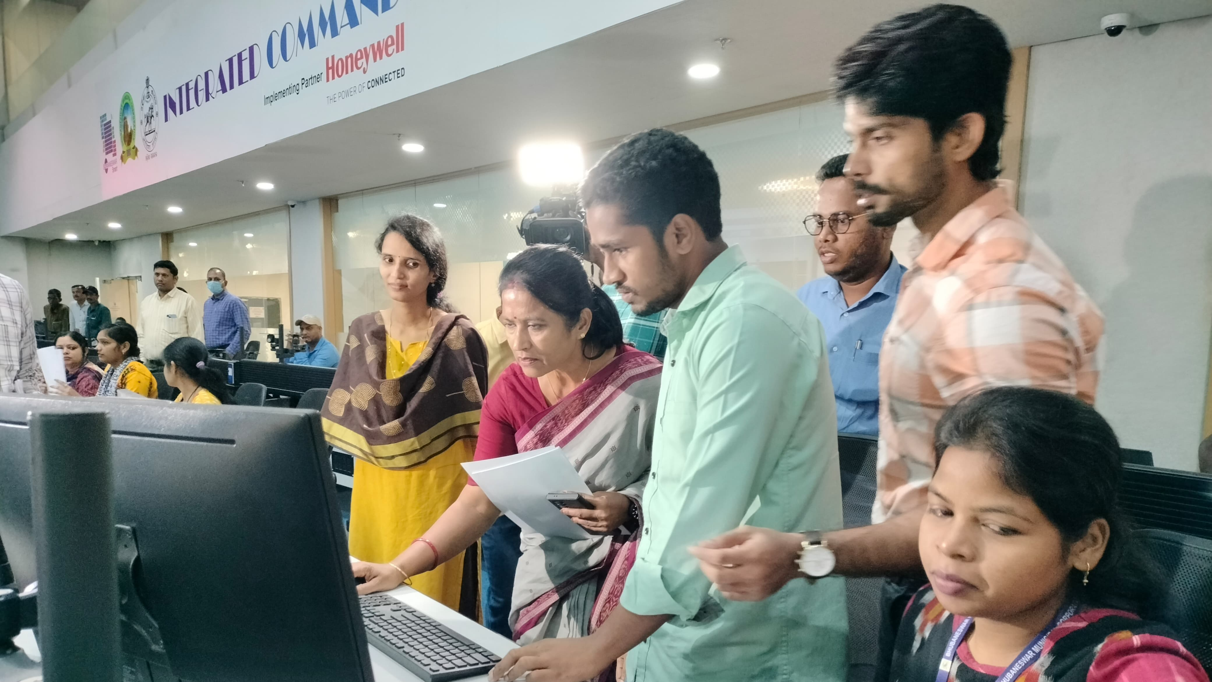 Bhubaneswar: BMC shifts 1,152 people amid preparations for Cyclone Dana