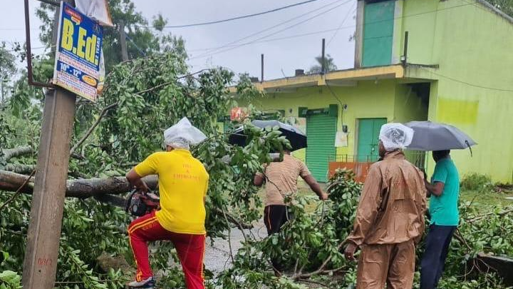 Cyclone Dana update: Power supply affected in 3 Odisha districts
