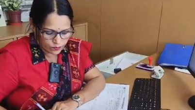 Bhubaneswar: Police introduce body cameras at reception desks to enhance accountability