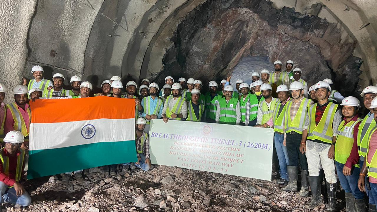 Khurda Road-Balangir Rail Line Project: Breakthrough of tunnel between Buguda & Banigochha