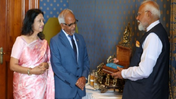 PM Modi meets Mauritius President; thrust on deepening bilateral ties