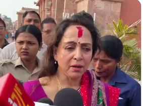 Hema Malini celebrates Holi at Jagannath Temple in Puri, joins traditional dances
