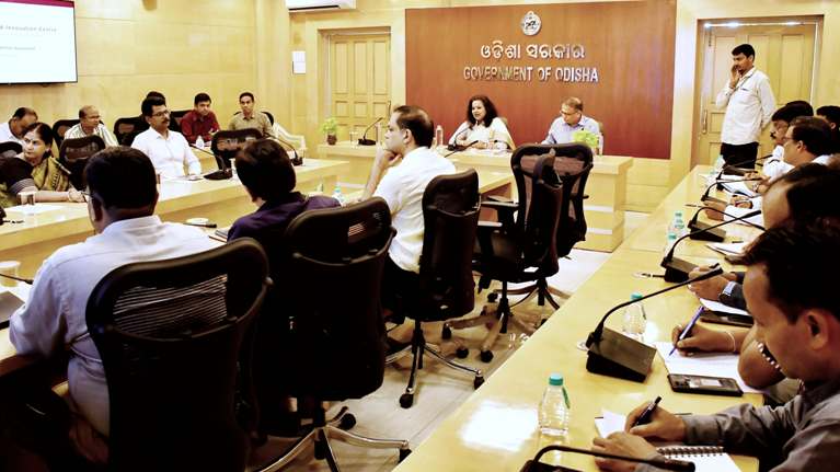 Garg stresses on strengthening data governance system