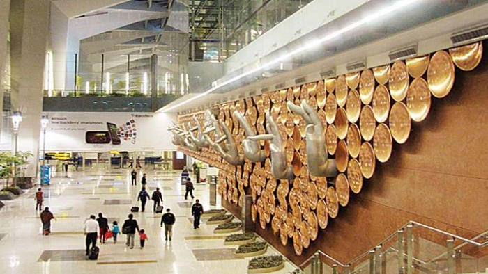 DRI intercepts 7.56 kg cocaine worth around Rs. 75.6 crore at IGI Airport