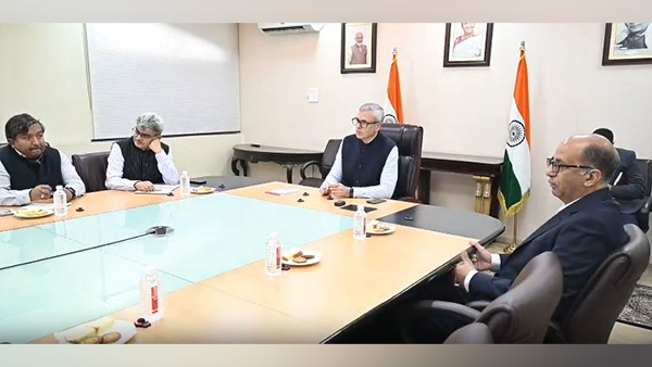 Omar Abdullah holds emergency meeting as border tensions escalate