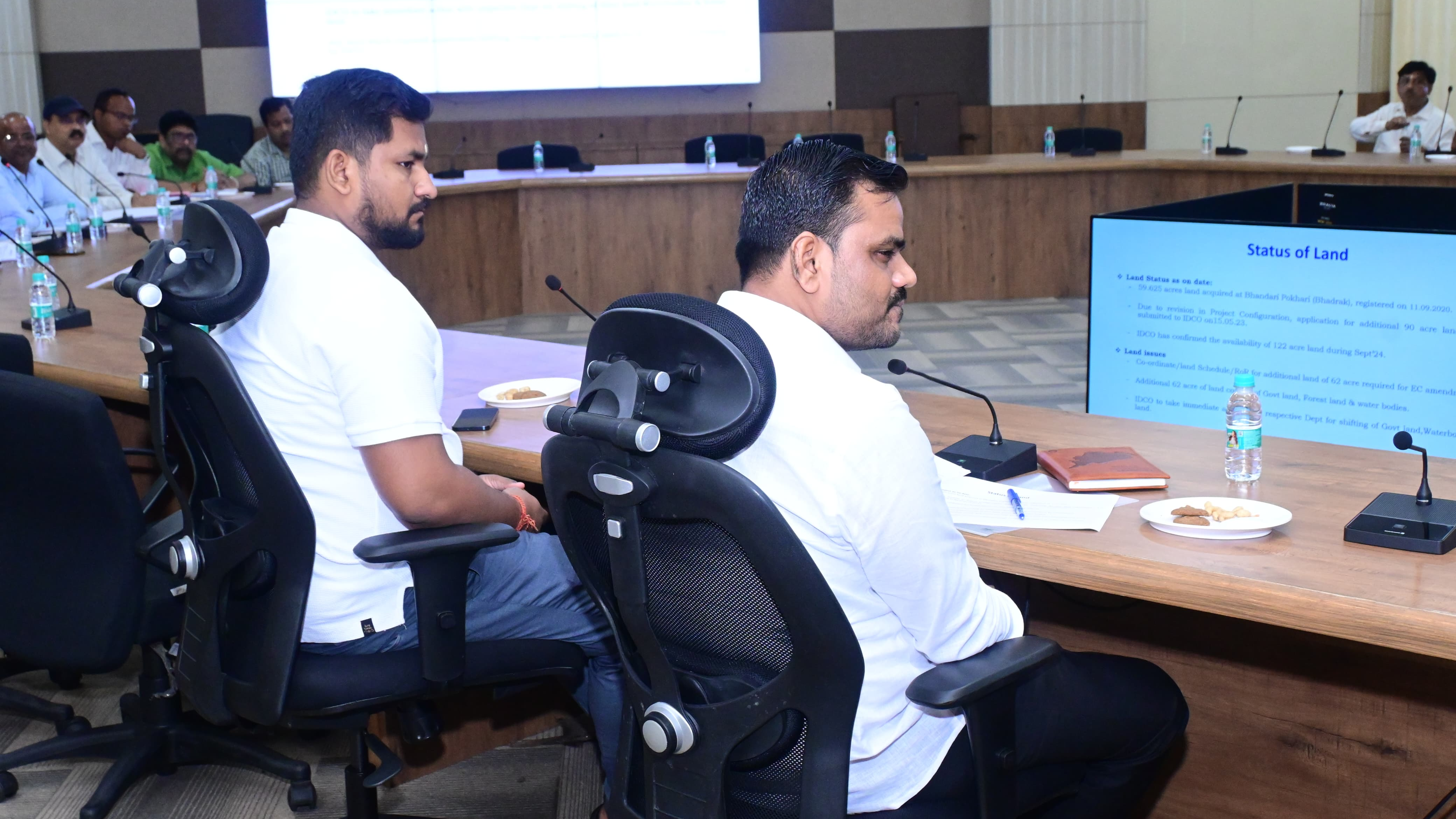 Odisha govt pushes for speedy execution of IOCL mega projects