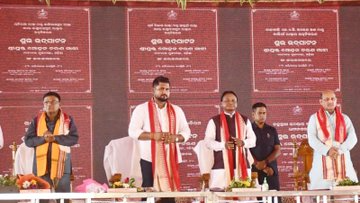 Odisha CM unveils ₹275-crore development projects in Bhadrak, announces University
