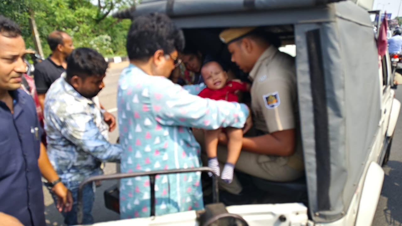 A heart of service: Odisha Minister rushes to rescue injured family in road accident