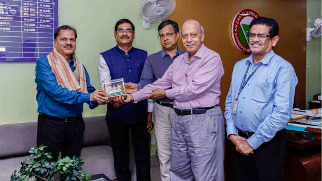 UN Sasakawa Award Winner Dr. Mrutyunjay Mohapatra Felicitated by SOA