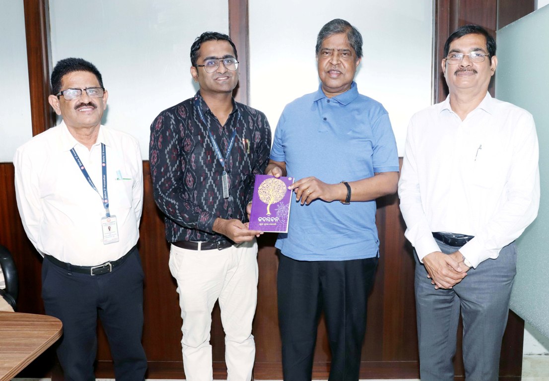 SOA felicitates faculty member on being nominated for Kendra Sahitya Akademi award