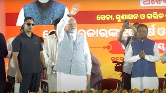 Modi slams Congress legacy, highlights BJP’s development model