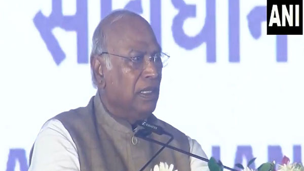 Kharge accuses BJP of dividing society, urges youth to protect constitution