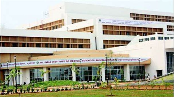 Odisha girl set on fire: 15-year-old girl suffers 75% burns, condition critical
