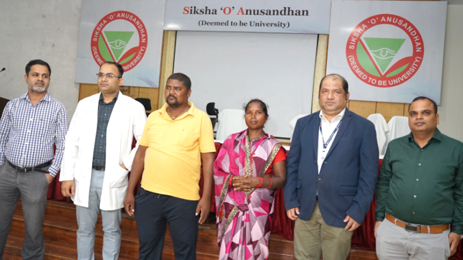 SUM neuro surgeon conducts advanced neurosurgery