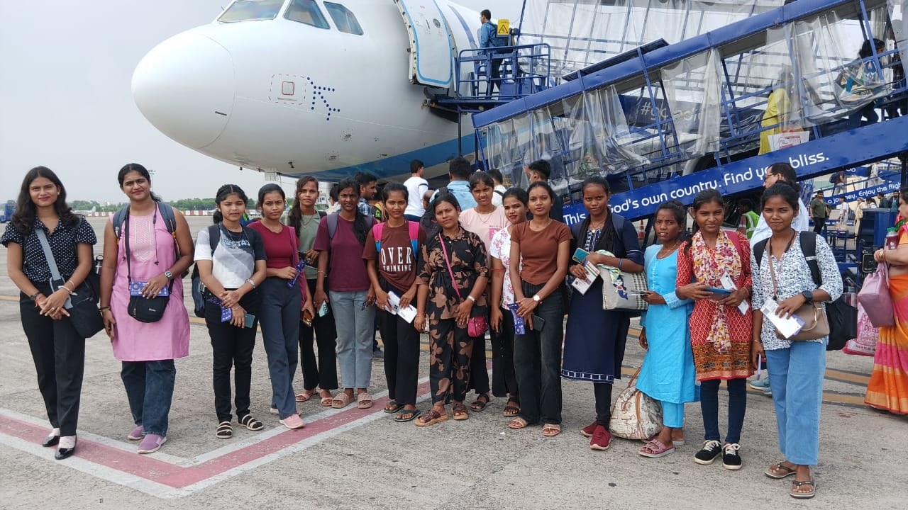 Tata Steel Places 15 Odisha Girls at Tata Electronics