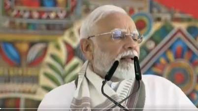 PM Modi launches development projects worth Rs 12,000 crore in Bihar