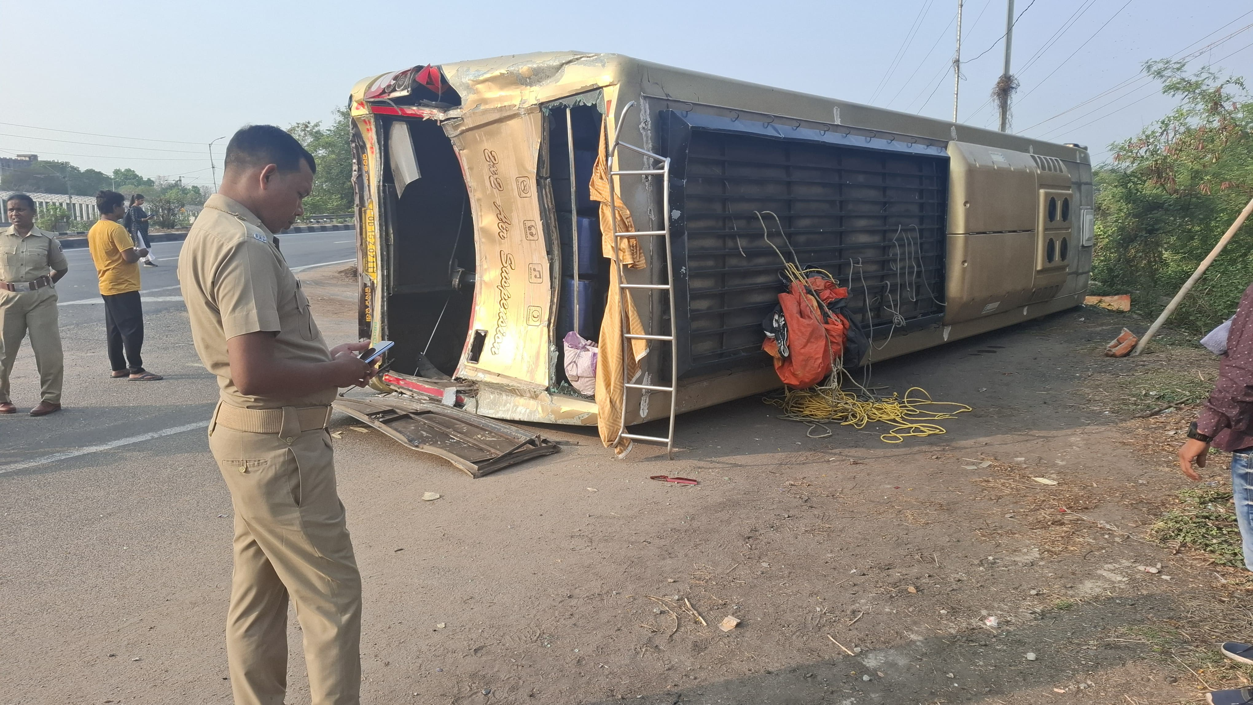 Conductor hurt as passenger bus overturns in Burla