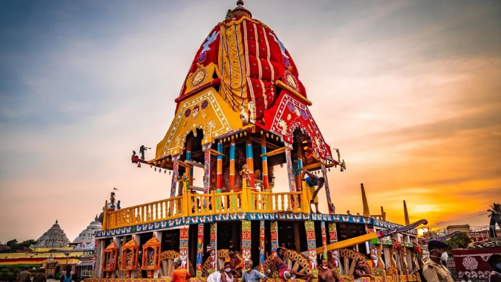 SP Puri holds discussions with locals for smooth conduct of Rath Yatra 2025