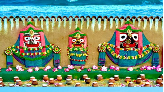 Deba Snana Purnima: Sudarsan Pattnaik unveils majestic sand art of Holy Trinity
