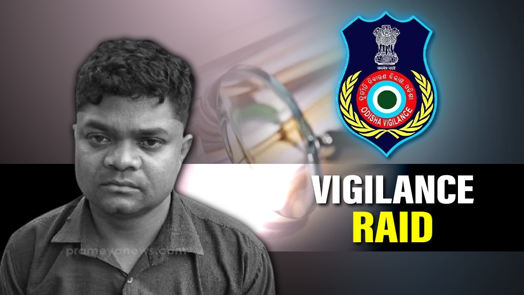 Revenue Inspector caught red-handed taking bribe in Sambalpur