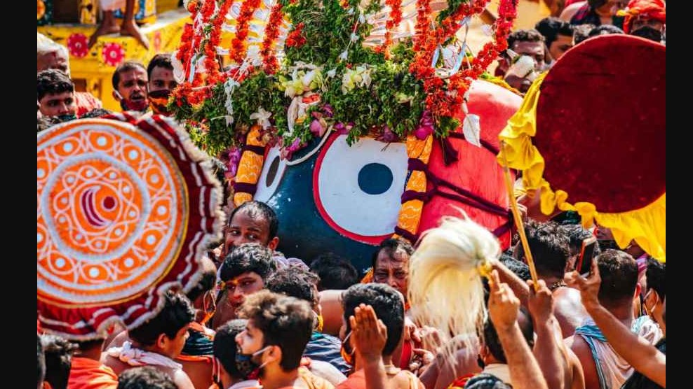 Bahuda Yatra: Pahandi rituals conclude as Lord Jagannath & his siblings placed atop chariots