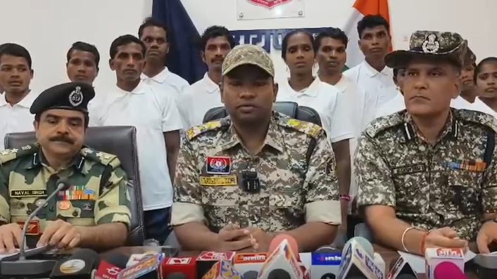 22 Naxalites Surrender in Chhattisgarh’s Narayanpur