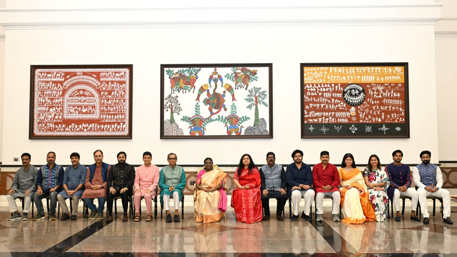 President Murmu Watches Film on Jagannath Ritual