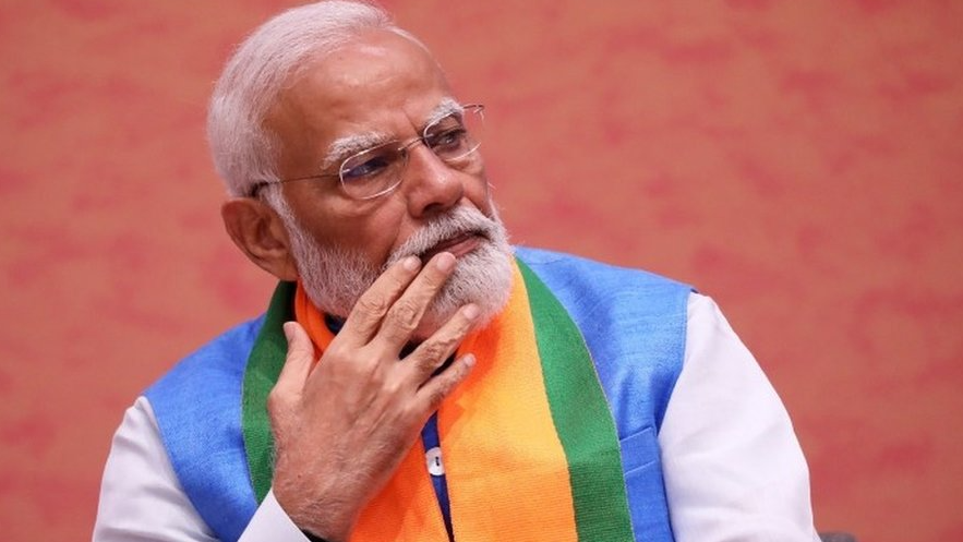 PM Modi Shares Garba Song 'Aavati Kalay' Tribute