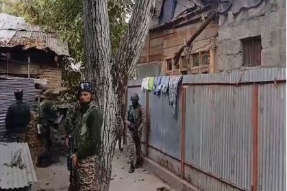 Labourer shot, injured by terrorists in Jammu and Kashmir