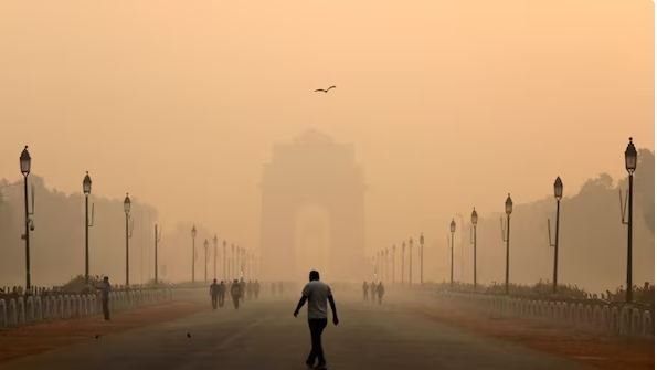 50% of Delhi govt employees to work from home as air quality moves to 'severe' category