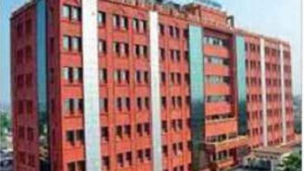 SBI Ordered to Pay Rs 1 Lakh Compensation for Withholding Documents