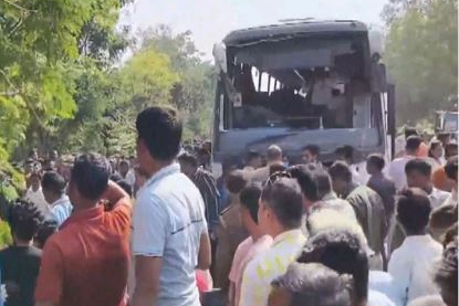8 dead, 30 injured after state transport bus overturns in Maharashtra