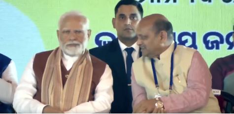 PM Modi arrives in Bhubaneswar, receives grand welcome