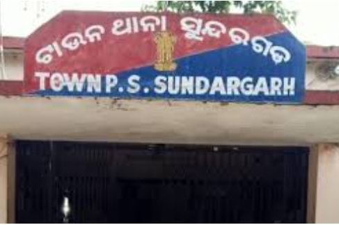 Eight West Bengal workers stripped, paraded in Odisha for misbehaving with woman 
