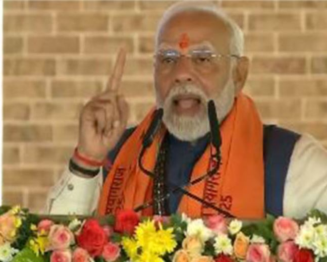 PM Modi inaugurates, launches multiple development projects worth Rs 5500 cr in Prayagraj