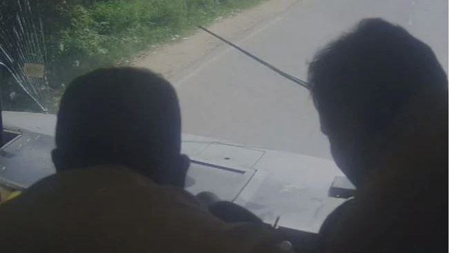 Watch: Bus driver in Bangalore dies of heart attack on steering, helper comes savior for passengers