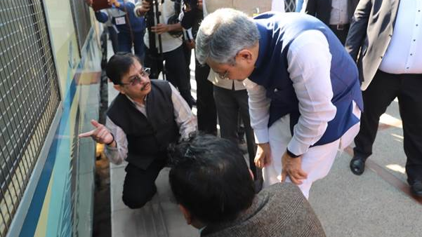 High-tech rail cum road inspection vehicle ready to ensure safer journey: Railway Minister