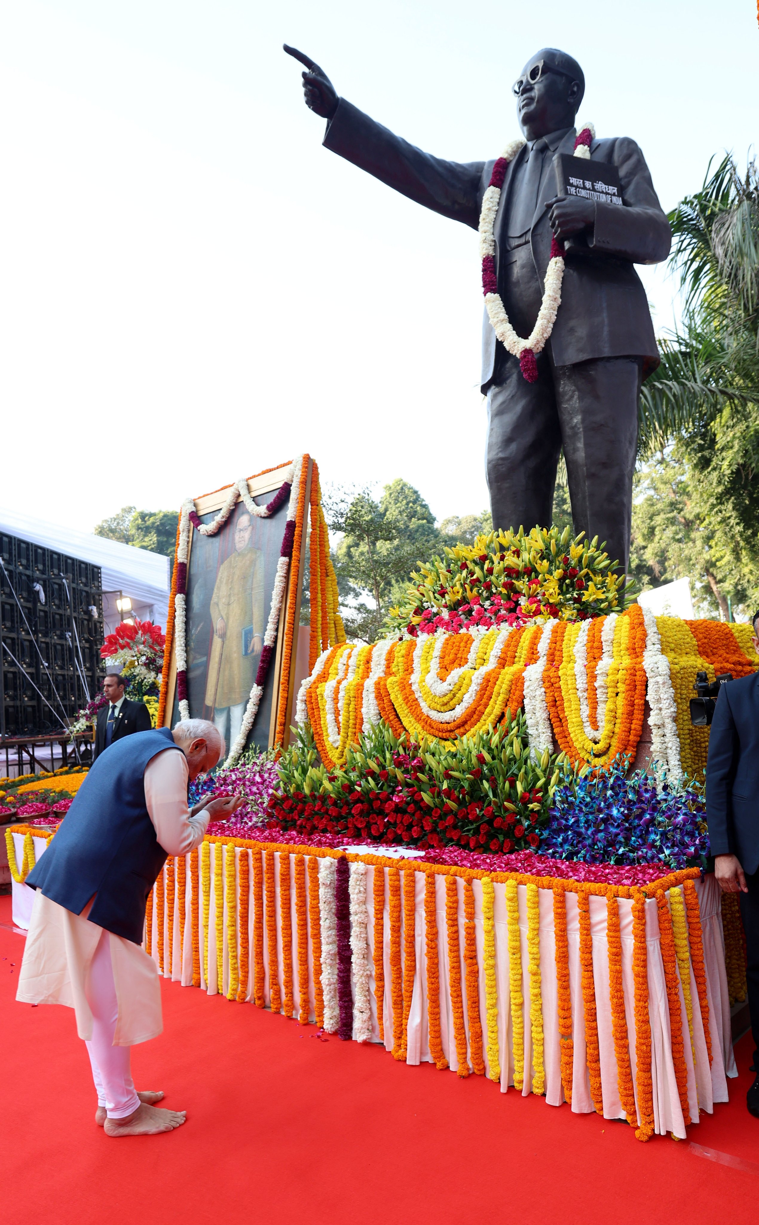 PM pays homage to Dr. Babasaheb Ambedkar on his Mahaparinirvan Diwas