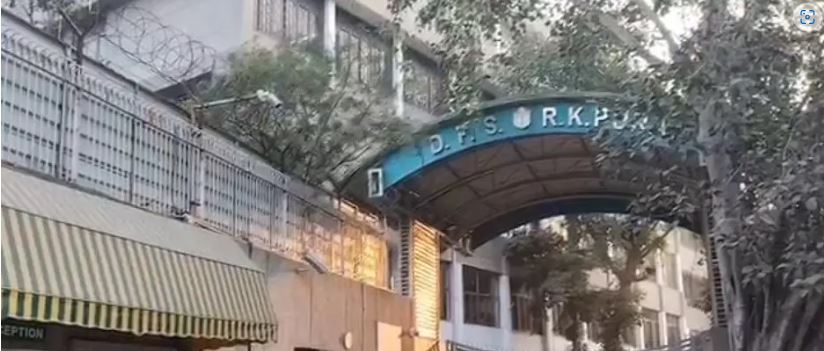 Bomb Threats Disrupt Schools in Delhi: 40+ Institutes Evacuate