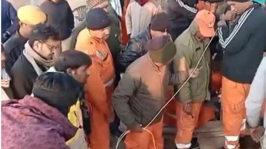 Rescue Operation Ongoing for 5-Year-Old Trapped in Rajasthan Borewell