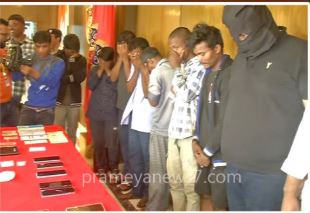 Gun peddling gang busted in Bhubaneswar:  5 held, firearms with shots recovered