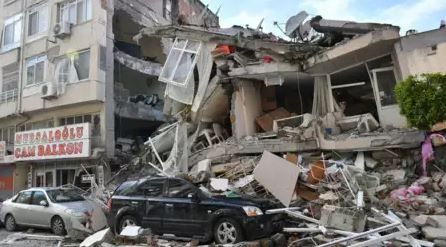 7.1 magnitude tremor kills 32 in Nepal: shivers North India