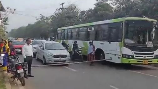 Girl crushed to death under MoBus: Driver held