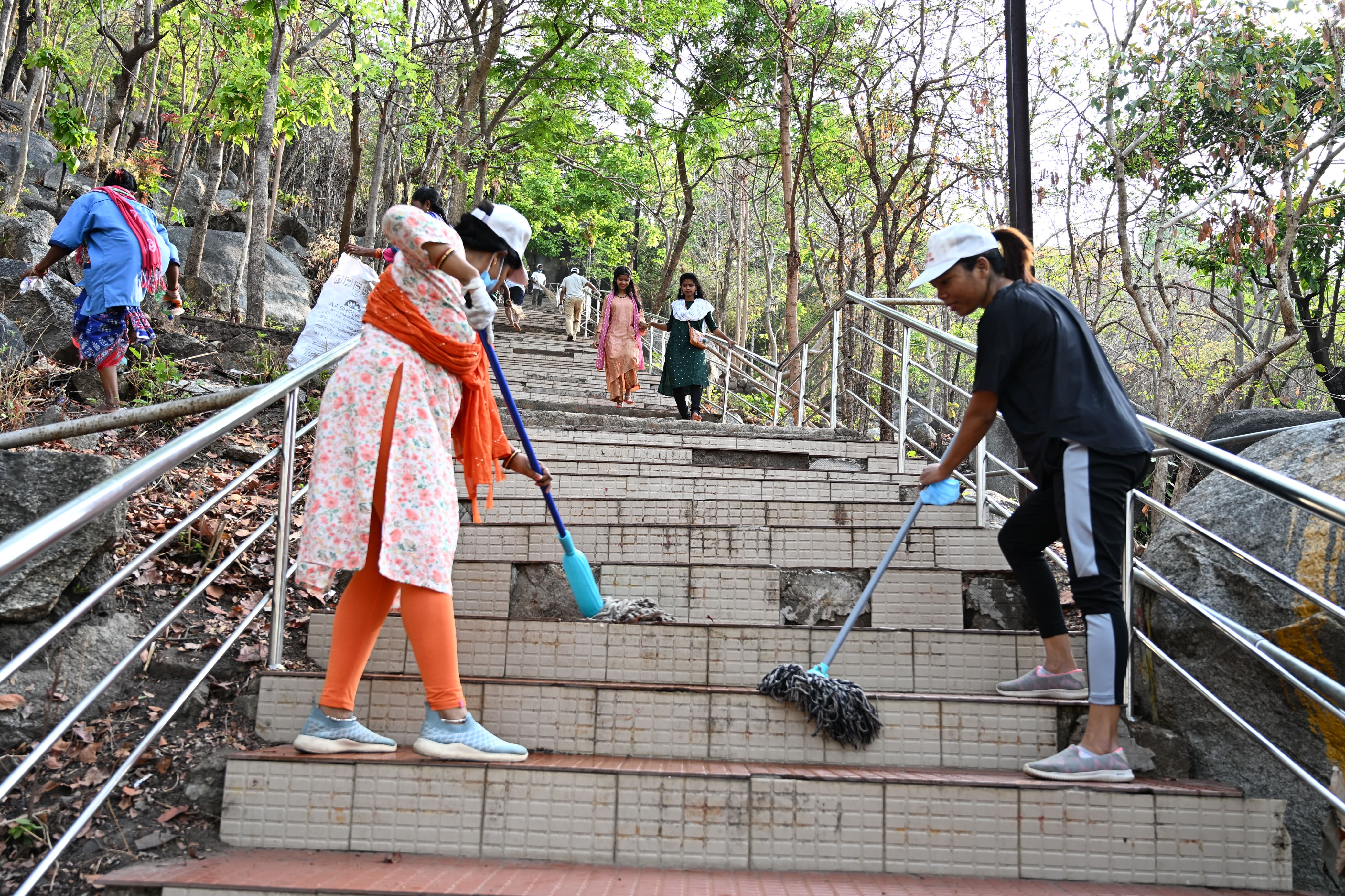 Swachhata Abhiyan Marks Odia Pakhya Celebration Across Odisha
