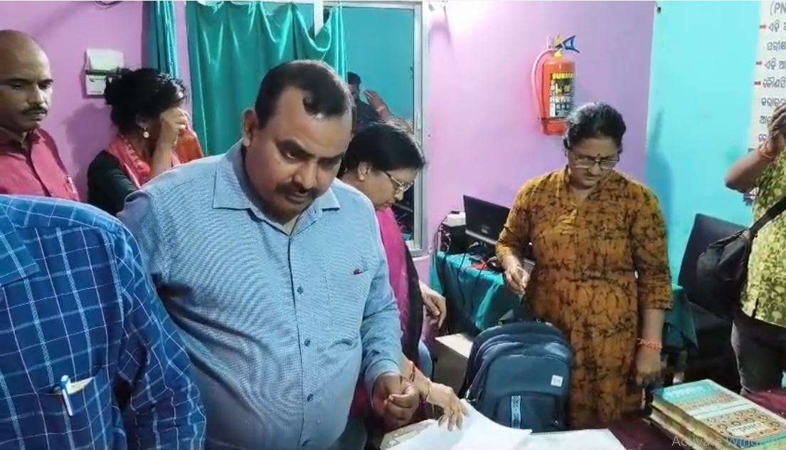 Enforcement squad of H&FW Dept. raids on private nursing home in Dhenkanal: Portable Ultrasound machine sealed
