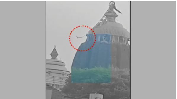 Eagle pecks away frayed flag atop Puri Jagannath Temple: Coincidence of hurricane augurs speculations