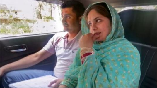 CRPF Jawan dismissed for marrying Pak woman keeping authorities in dark